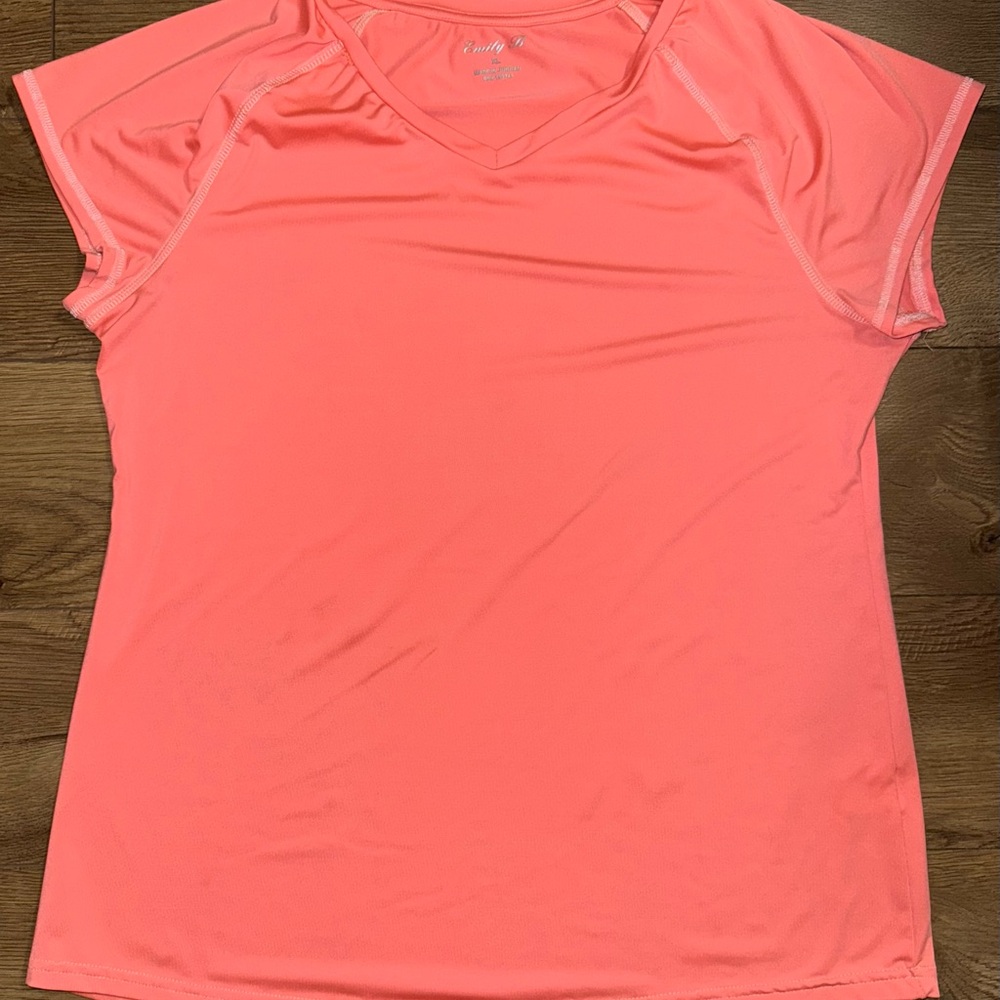 Woman’s Emily B Top